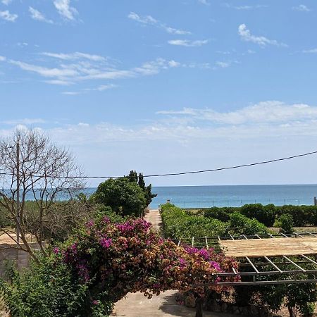 Casa Rural Frente Al Mar La Toscana لي كاز دالكانار المظهر الخارجي الصورة